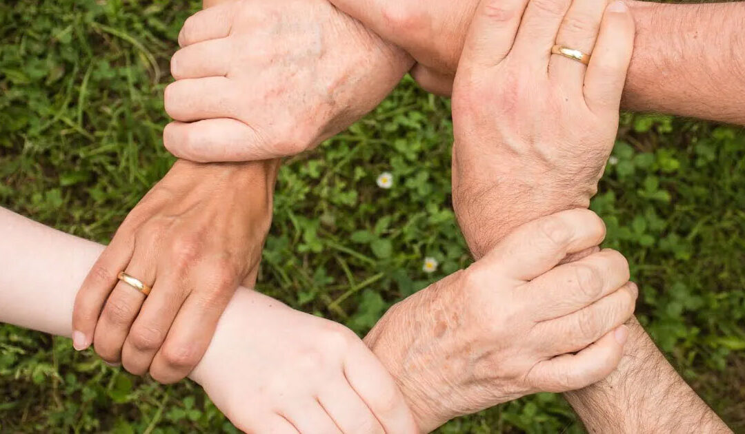 Człowiek człowiekowi człowiekiem…